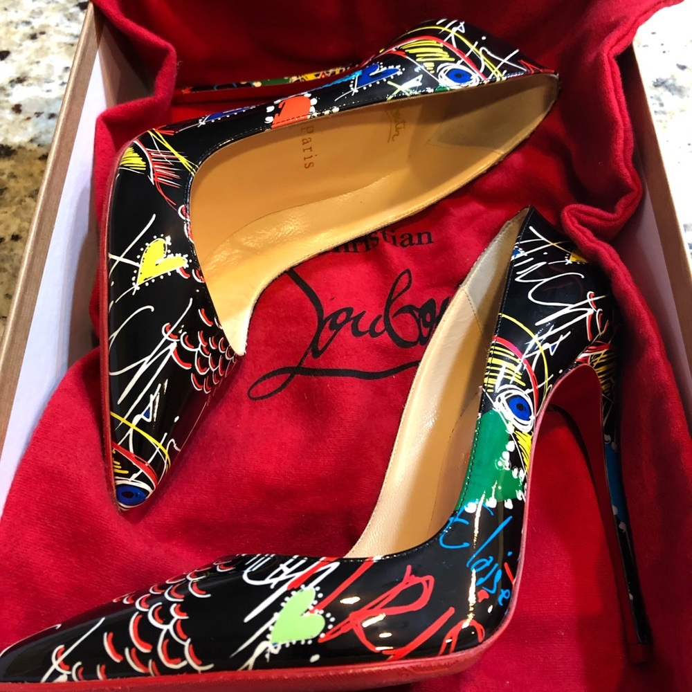 Authentic Christian Louboutin So Kate 120 Heels